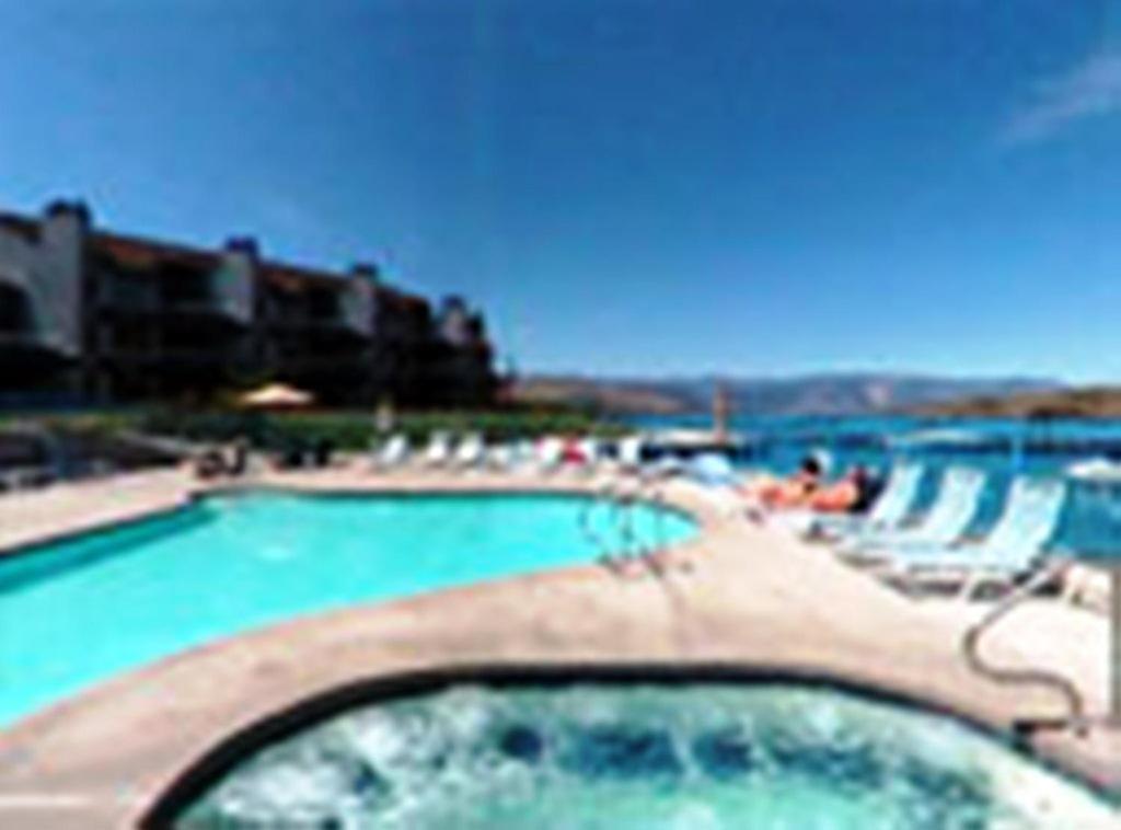 Petersons Waterfront Apartment Chelan Exterior photo